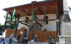 Priča o sarajevskoj ljepotici, Magribija džamiji: Tri puta se digla iz pepela